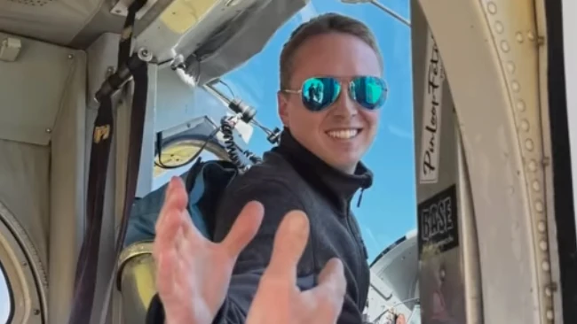 Unser Pilot Nicolas hebt jetzt auch ohne Flügel ab